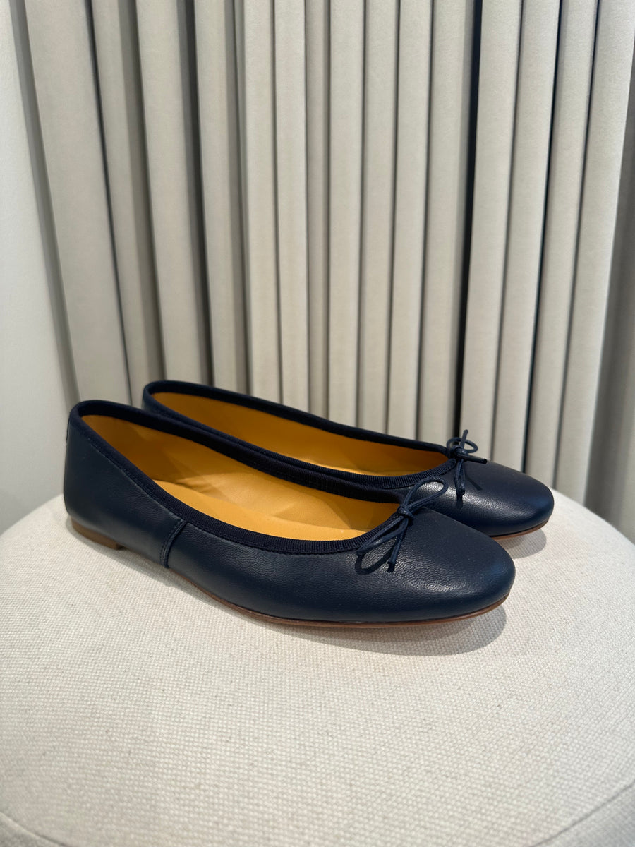 lolo Capri Nappa Ballerina - Navy