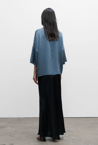 Ahlvar Gallery Thess Silk Tee - Steel Blue